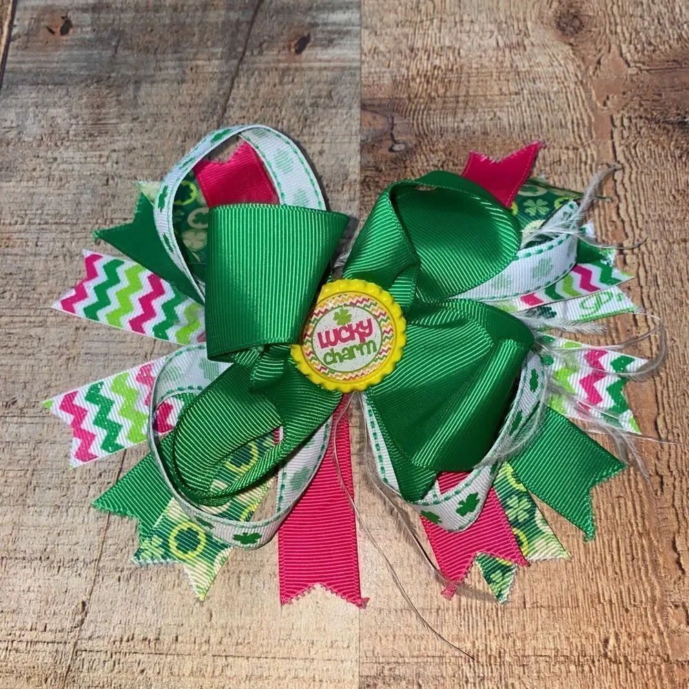 Lot of 12 boutique style‎ handmade bows